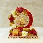 Round Velvet Ring Ceremony Plate with Golden