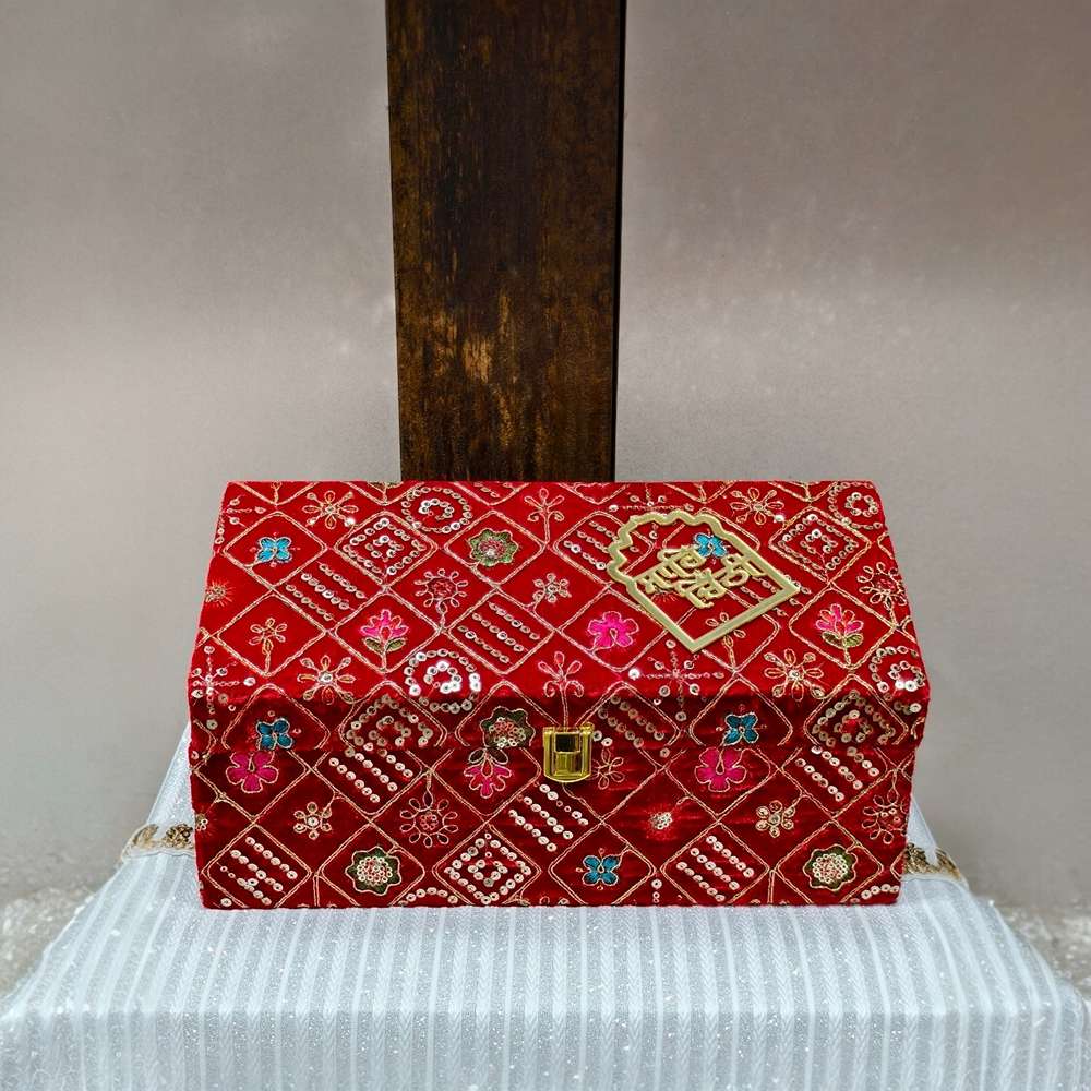 WhatsApp Image 2026-06-22 at 2.11.29 PM (2) Hut-Shape Checkered "Sahe Chithi" Box - Image 1