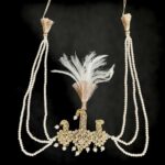 Nawabi Look: Pearl Layers Ke Saath Shahi Teen-Mor Wala Sarpech